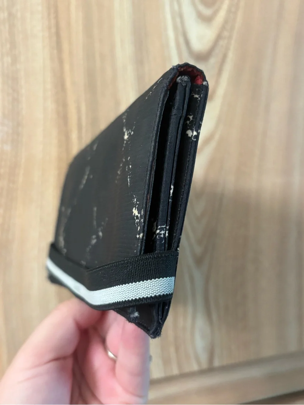 Auth Chanel long Bifold wallet w/COA